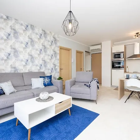 Appartement In Seget Donji