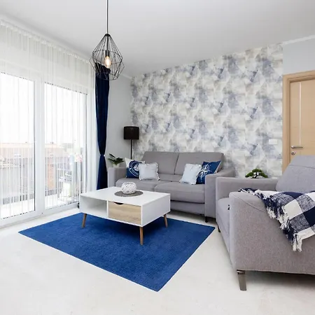 Apartment Stunning In Seget Donji *